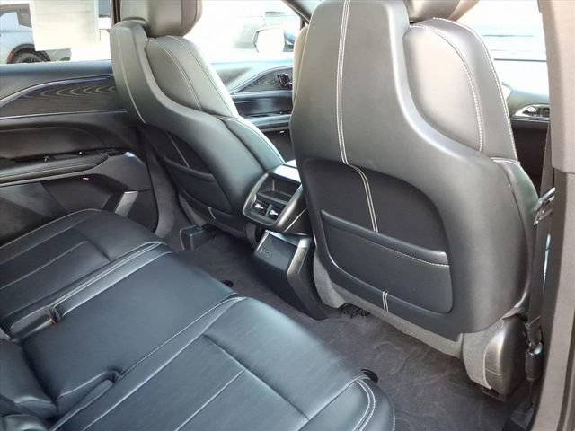 Certified 2024 Cadillac Lyriq Luxury image 21