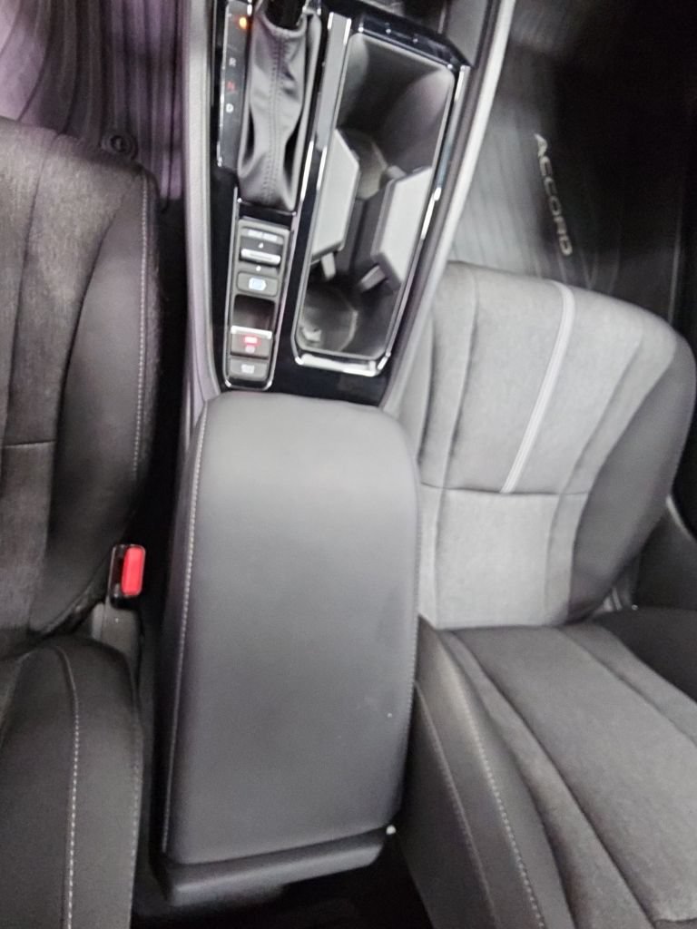 Used 2025 Honda Accord Sport image 22