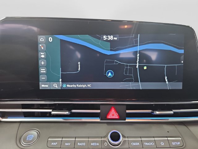 Used 2024 Hyundai Elantra SEL FWD image 23