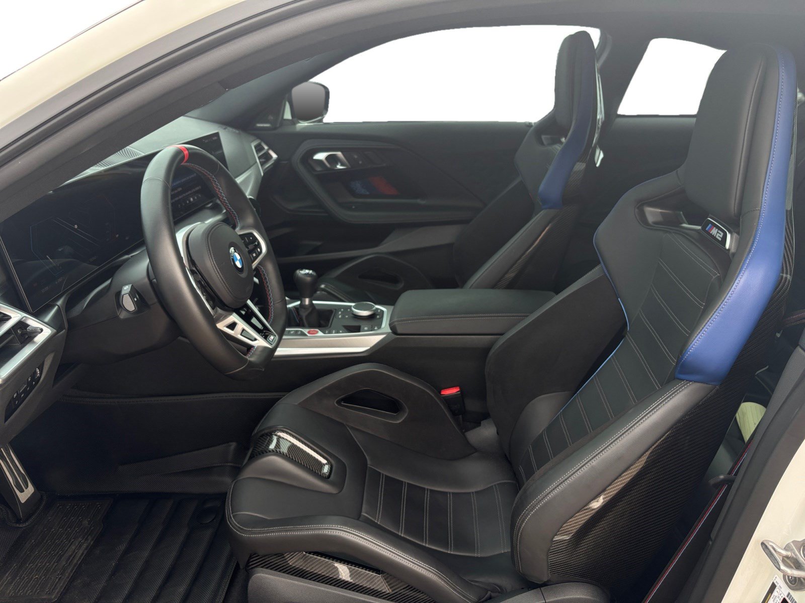 Used 2025 BMW M2 w/ Carbon Package RWD image 10