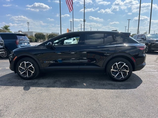 New 2026 Chevrolet Equinox EV LT image 6