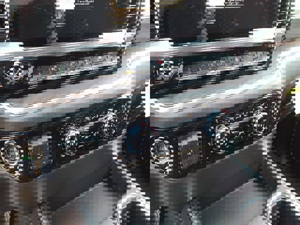 New 2026 GMC Sierra 1500 SLT w/ SLT Premium Package image 20