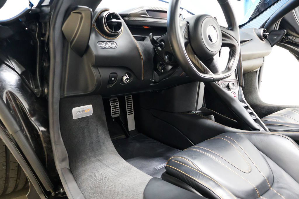Used 2022 McLaren 765LT RWD image 56