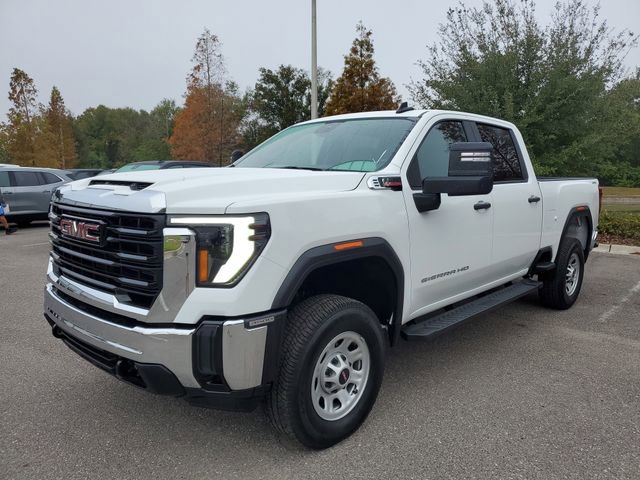 Used 2024 GMC Sierra 3500 Pro w/ Convenience Package image 2