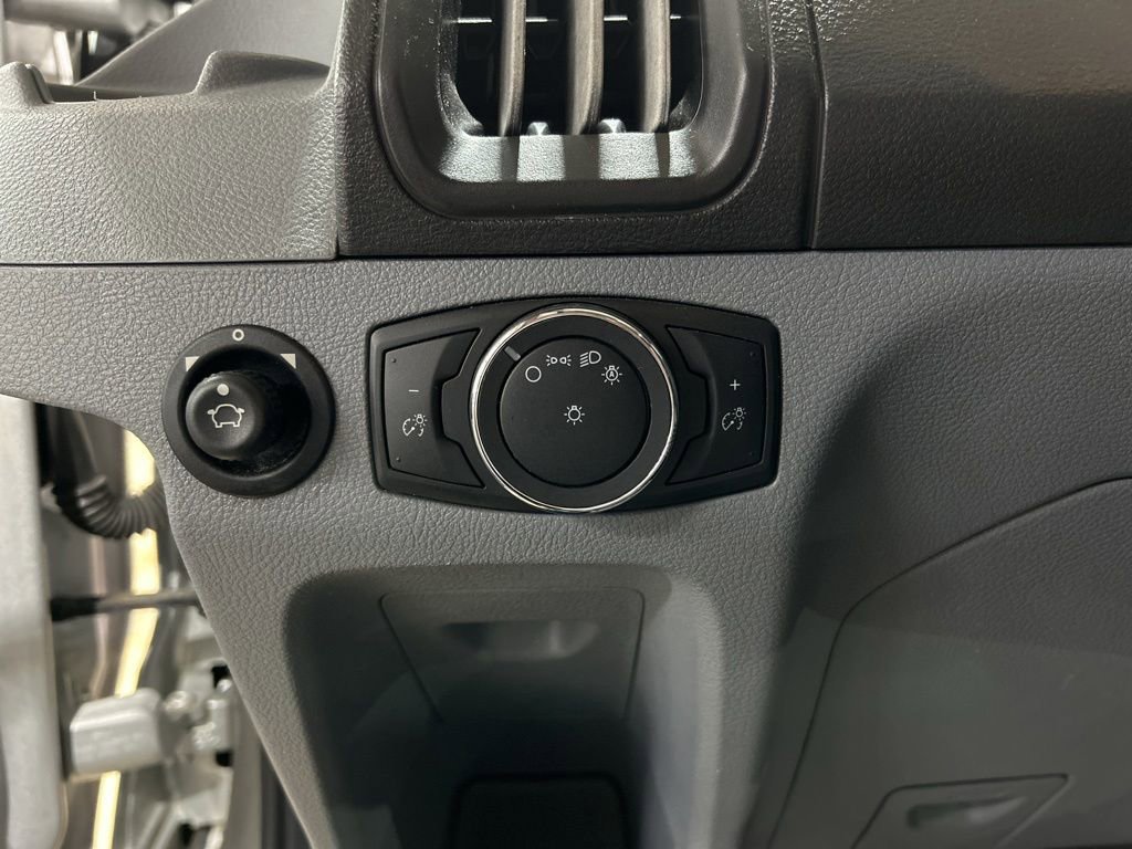 Used 2017 Ford Transit 150 XLT RWD image 17