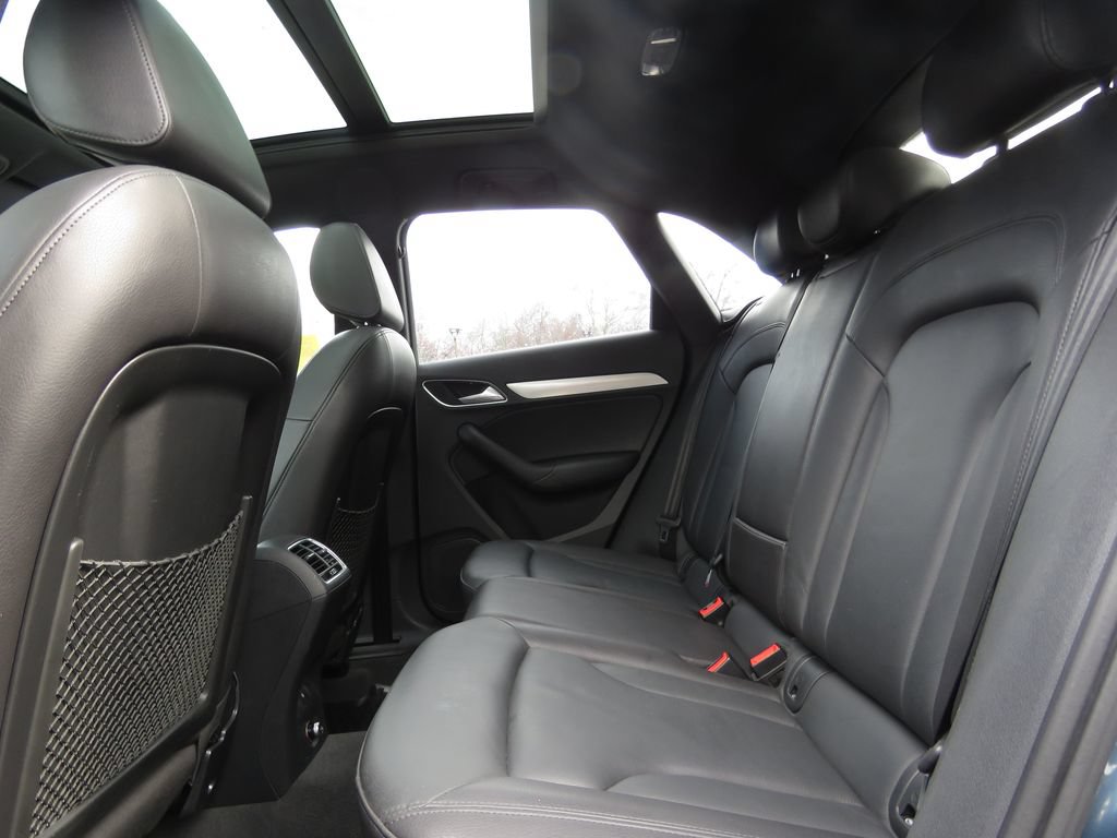 Used 2018 Audi Q3 2.0T Premium Plus w/ Premium Plus Package AWD/4WD image 20