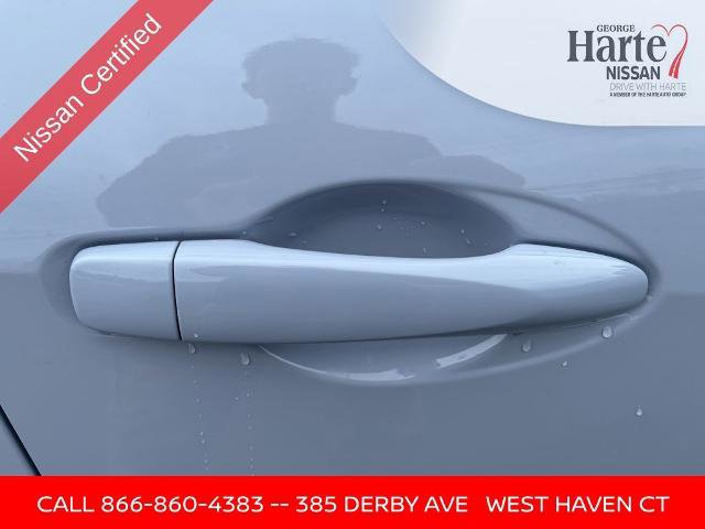 Certified 2025 Nissan Versa SV w/ Trunk Package image 8