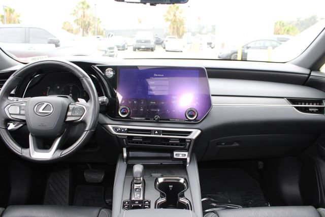 Certified 2024 Lexus RX 450h AWD w/ Convenience Package image 10