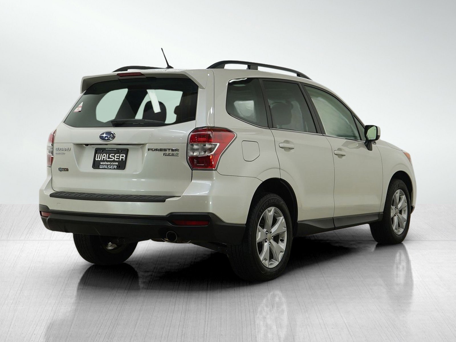 Used 2015 Subaru Forester 2.5i Limited w/ Popular Package #2 image 5