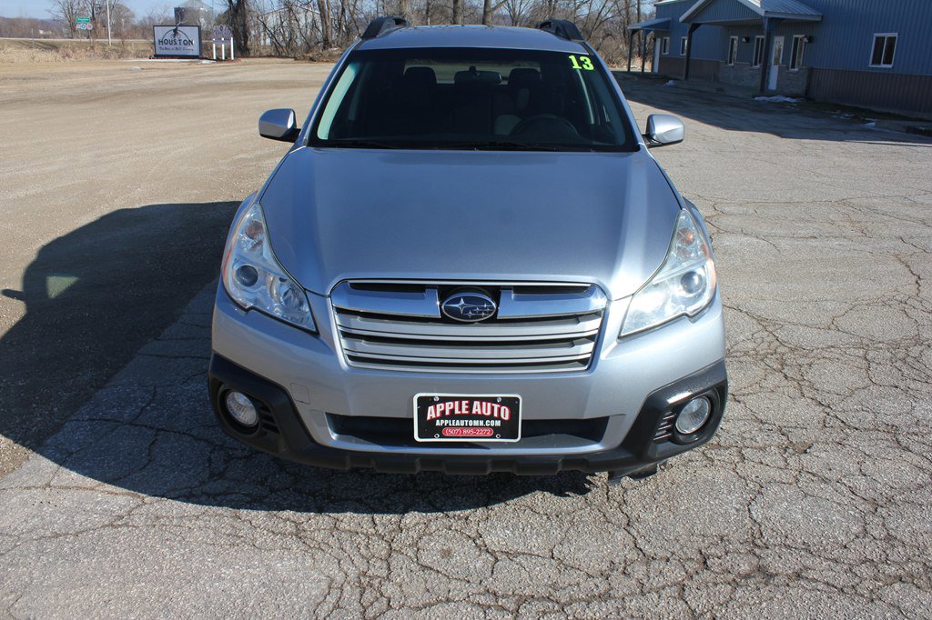 Used 2013 Subaru Outback 2.5i Premium image 3