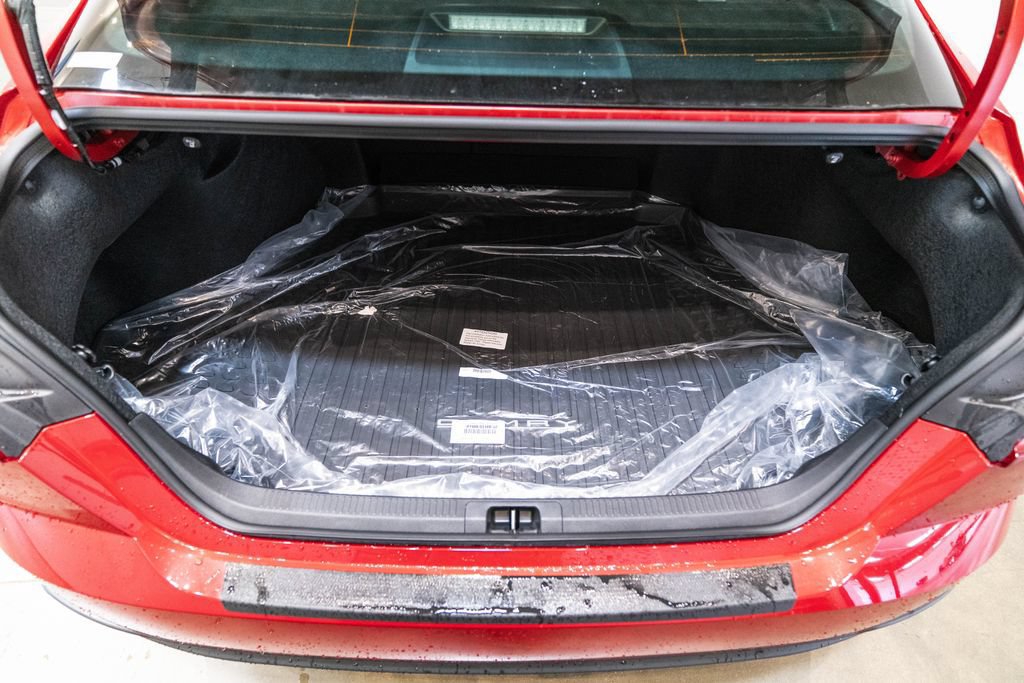 Used 2026 Toyota Camry SE w/ Convenience Package FWD image 33