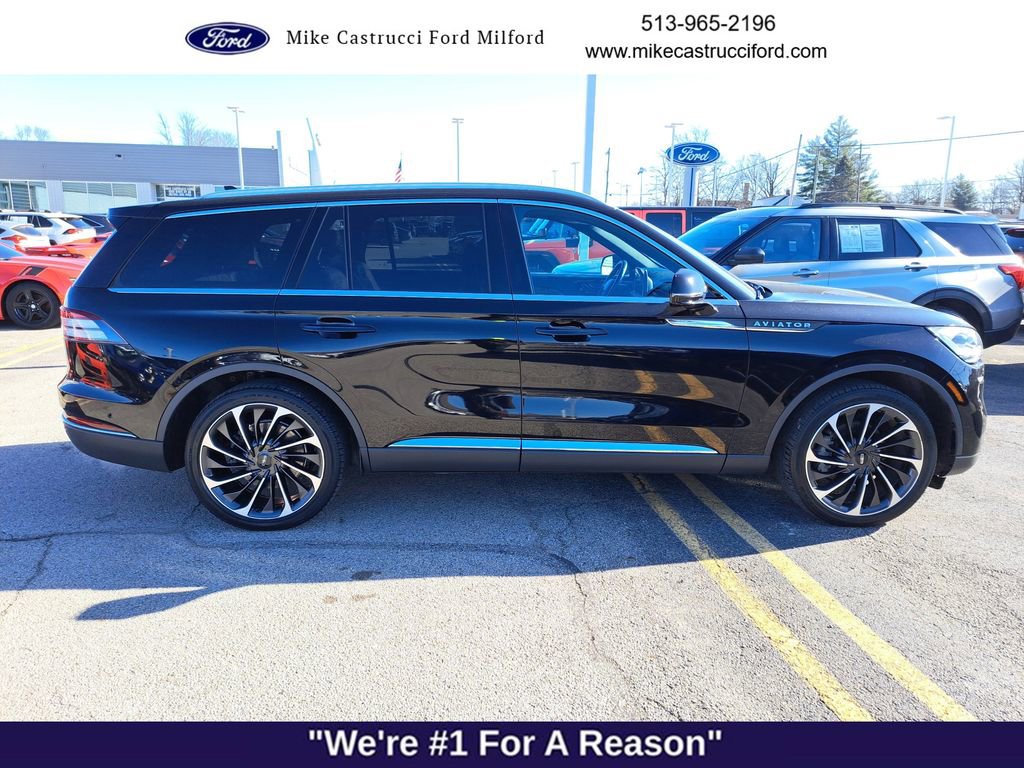 Used 2020 Lincoln Aviator Reserve w/ Equipment Group 202A image 6
