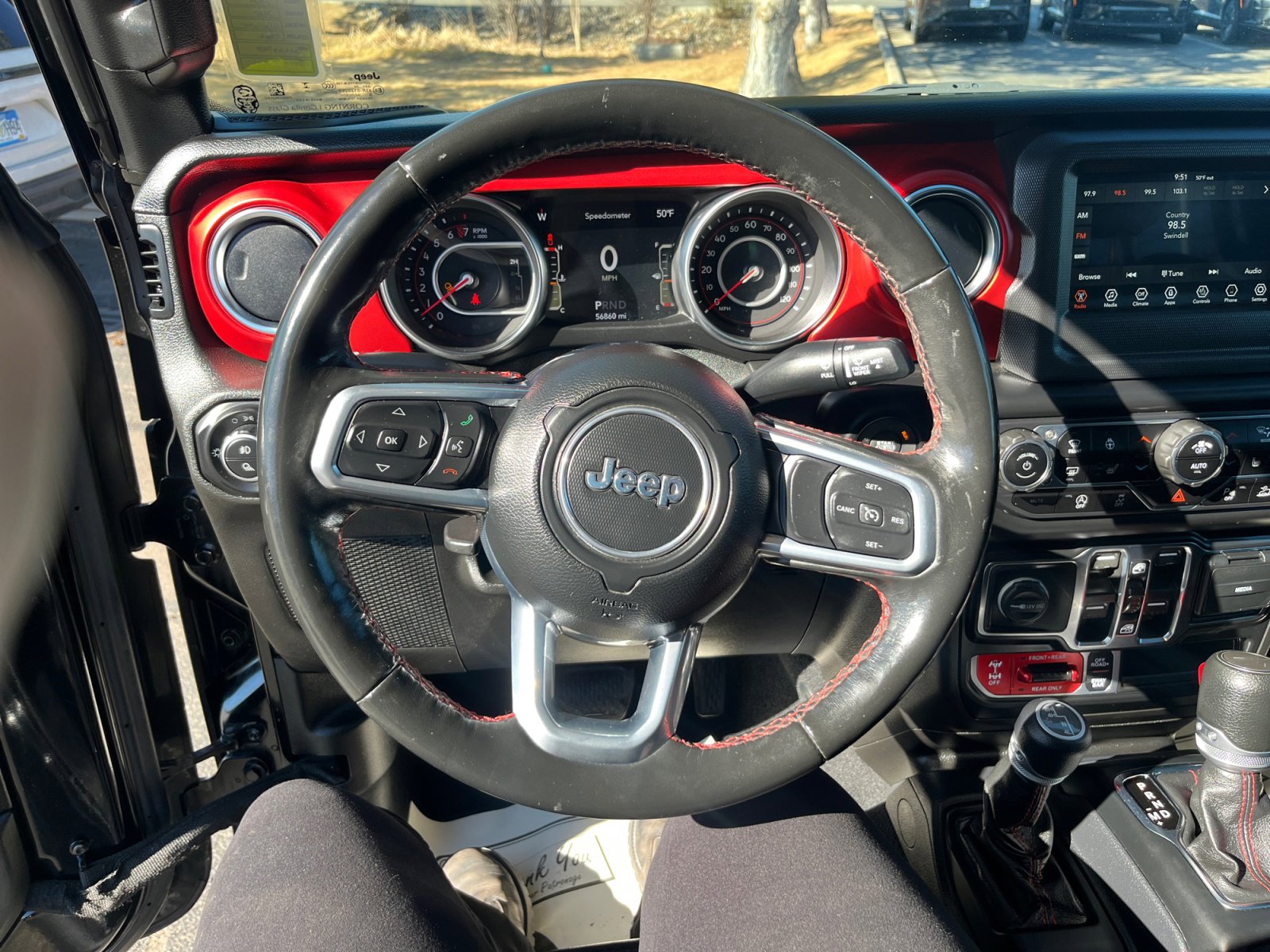 Used 2021 Jeep Gladiator Rubicon w/ Cold Weather Group image 9