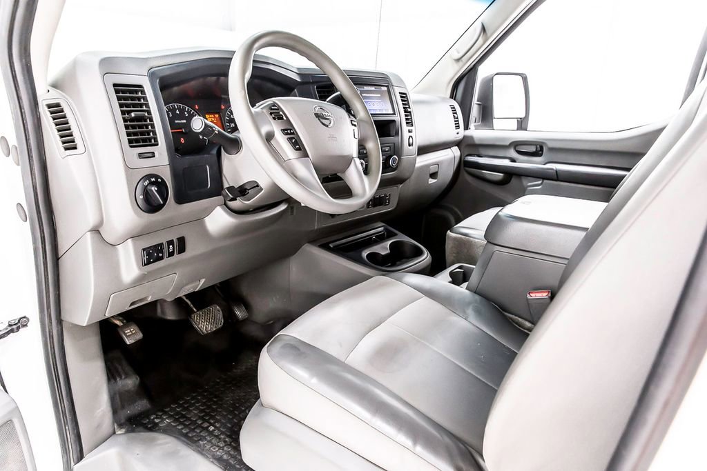 Used 2020 Nissan NV 2500 SV RWD image 26
