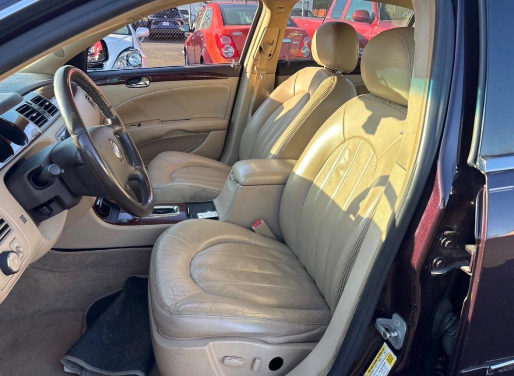 Used 2008 Buick Lucerne CXL w/ Driver Confidence Package FWD image 9