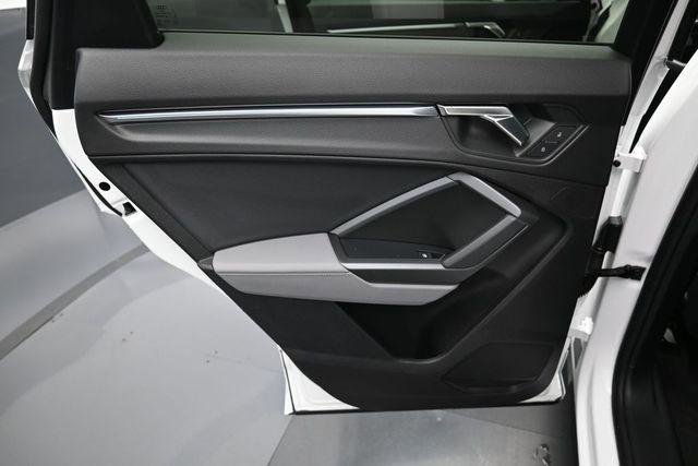 Used 2023 Audi Q3 2.0T Premium Plus w/ Premium Plus Package AWD/4WD image 31