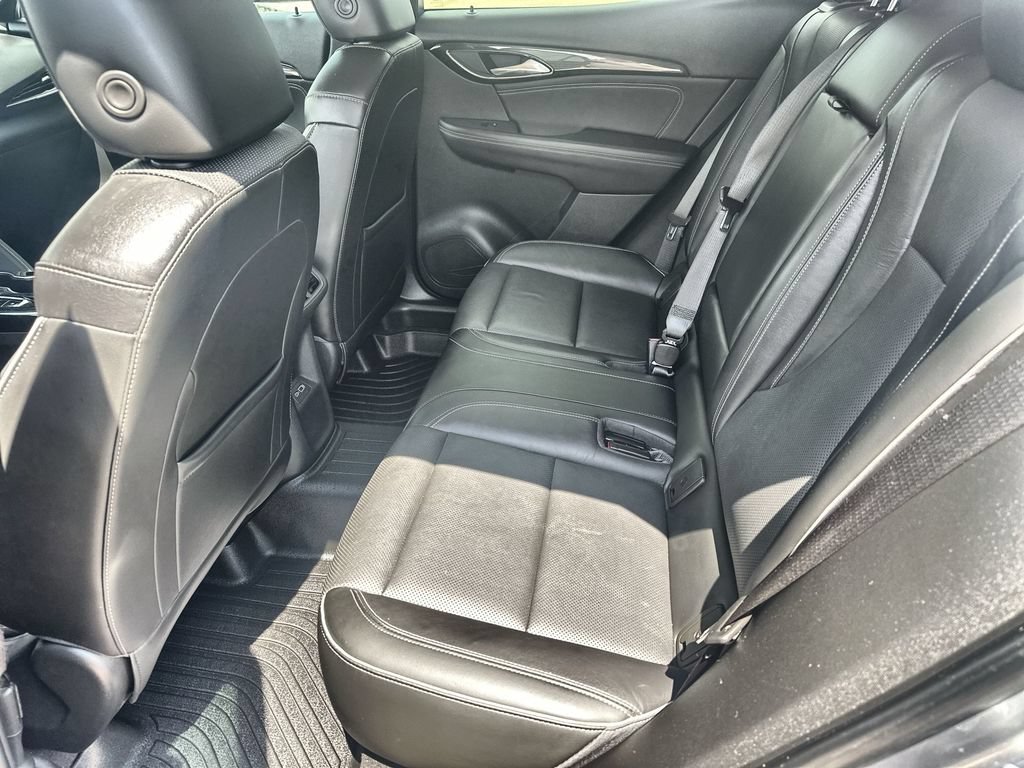 Used 2021 Buick Envision Essence w/ Sport Touring Package FWD image 16