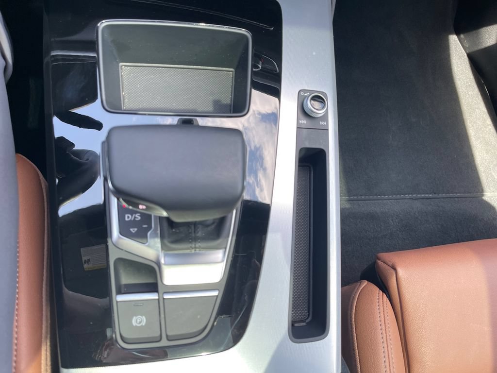 Used 2024 Audi Q5 2.0T Premium AWD/4WD image 22