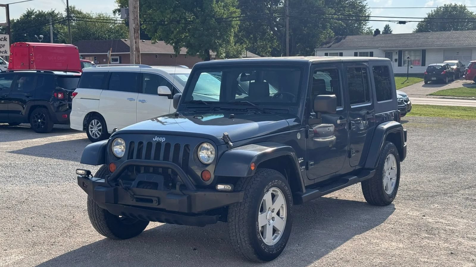 Used 2007 Jeep Wrangler Unlimited Sahara w/ Dual Top Group AWD/4WD image 15