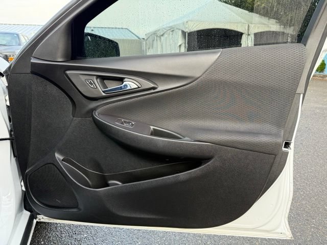 Used 2021 Chevrolet Malibu LT FWD image 13