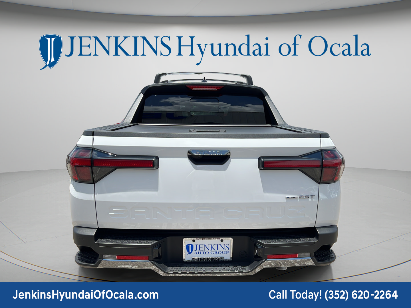 Certified 2025 Hyundai Santa Cruz Limited AWD/4WD image 4