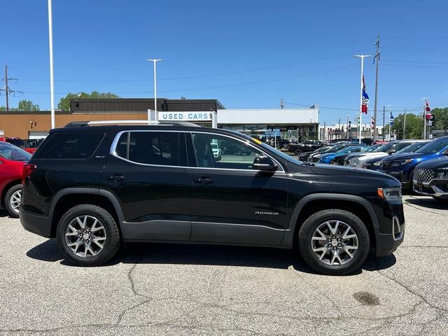 Used 2023 GMC Acadia SLT image 2