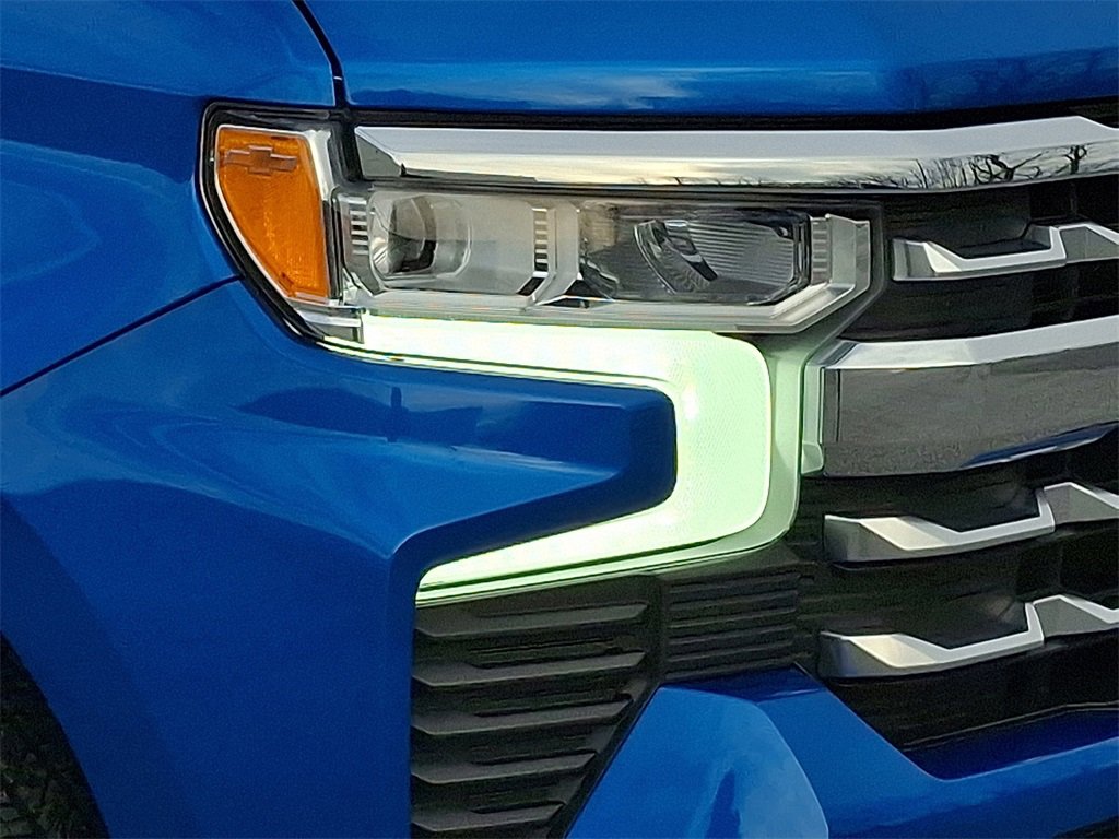 Used 2022 Chevrolet Silverado 1500 LTZ w/ LTZ Premium Package image 13