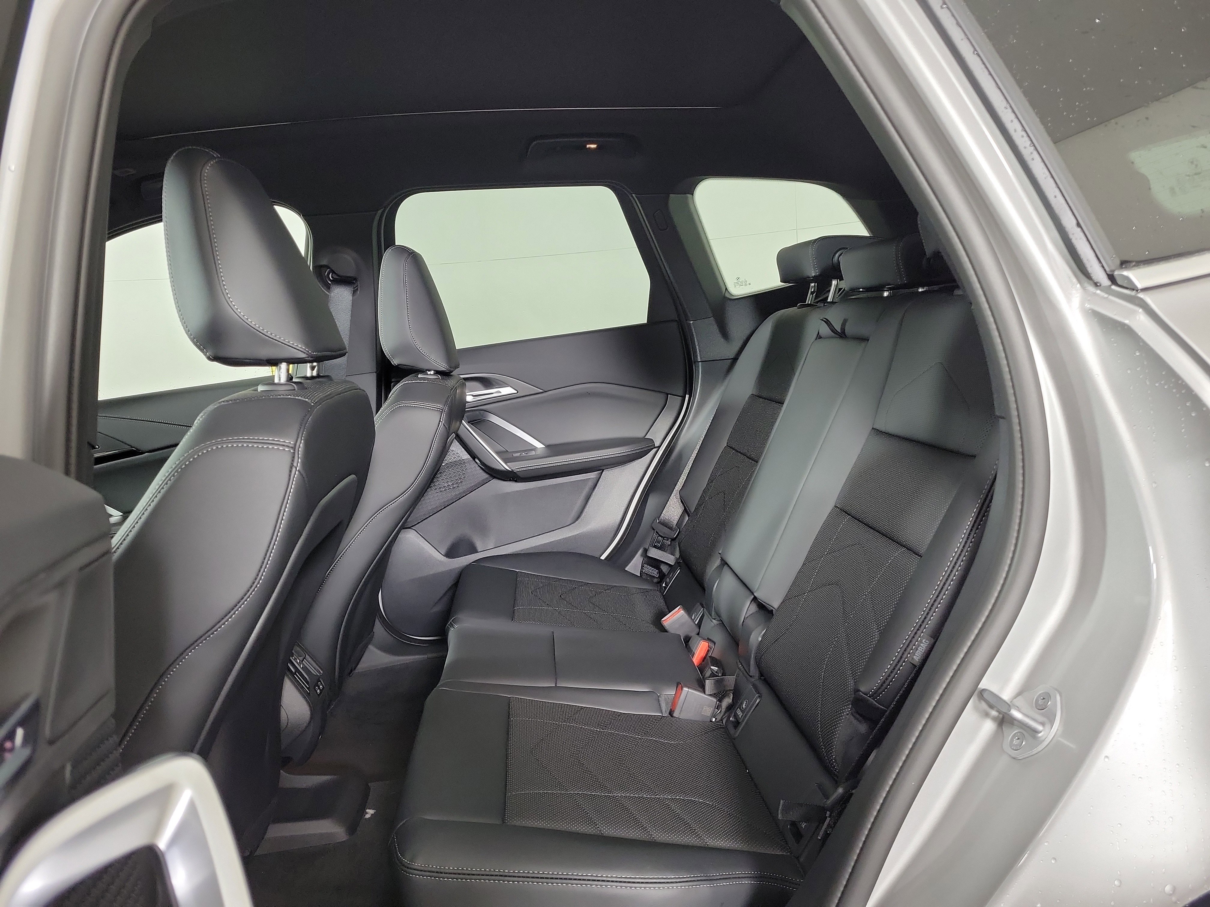 New 2026 BMW X1 xDrive28i w/ Technology Package image 10