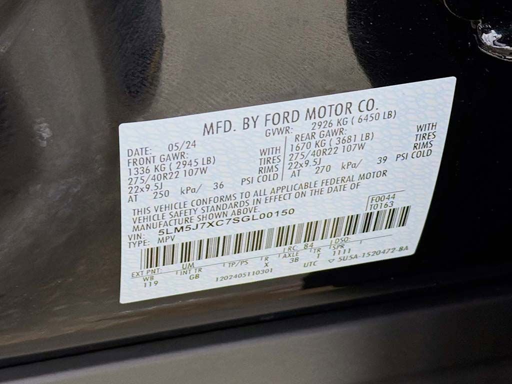 Used 2025 Lincoln Aviator Reserve w/ Equipment Group 201A AWD/4WD image 46