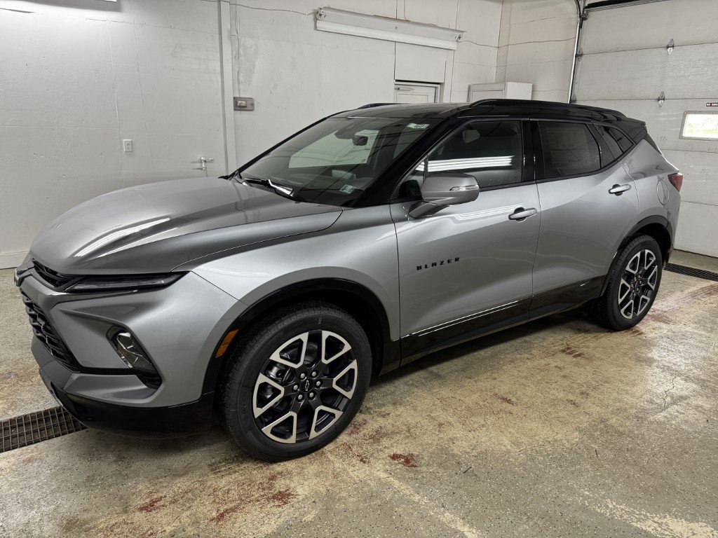 New 2026 Chevrolet Blazer RS w/ Driver Confidence II Package AWD/4WD image 5
