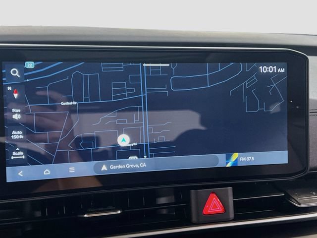 New 2027 Kia Carnival SX w/ Dark Edition Package FWD image 13