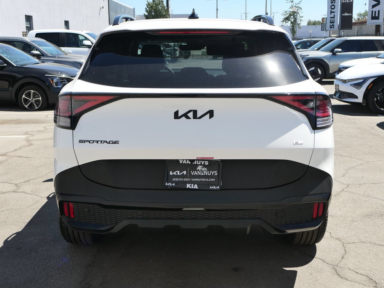 Used 2025 Kia Sportage X-Line AWD/4WD image 4