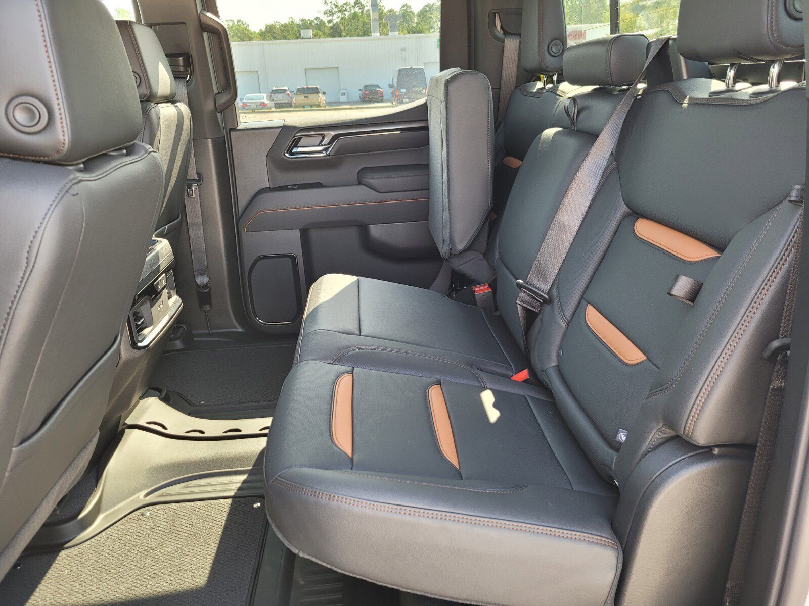 New 2026 GMC Sierra 1500 AT4 w/ AT4 Premium Package image 4