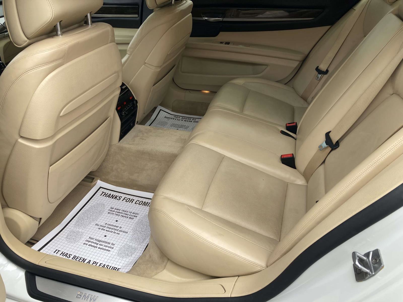 Used 2013 BMW 750Li RWD image 17