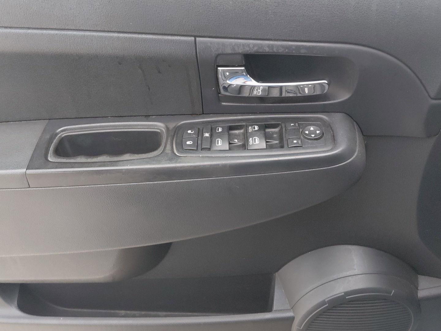 Used 2012 Jeep Liberty Sport AWD/4WD image 25