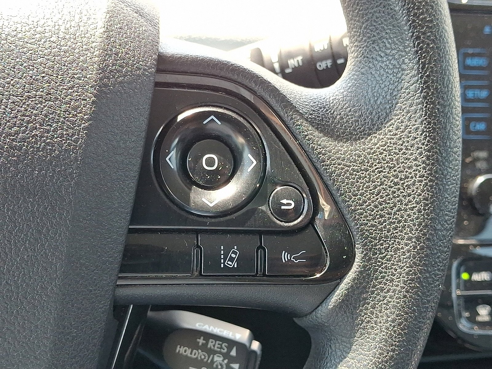 Used 2019 Toyota Prius LE FWD image 23