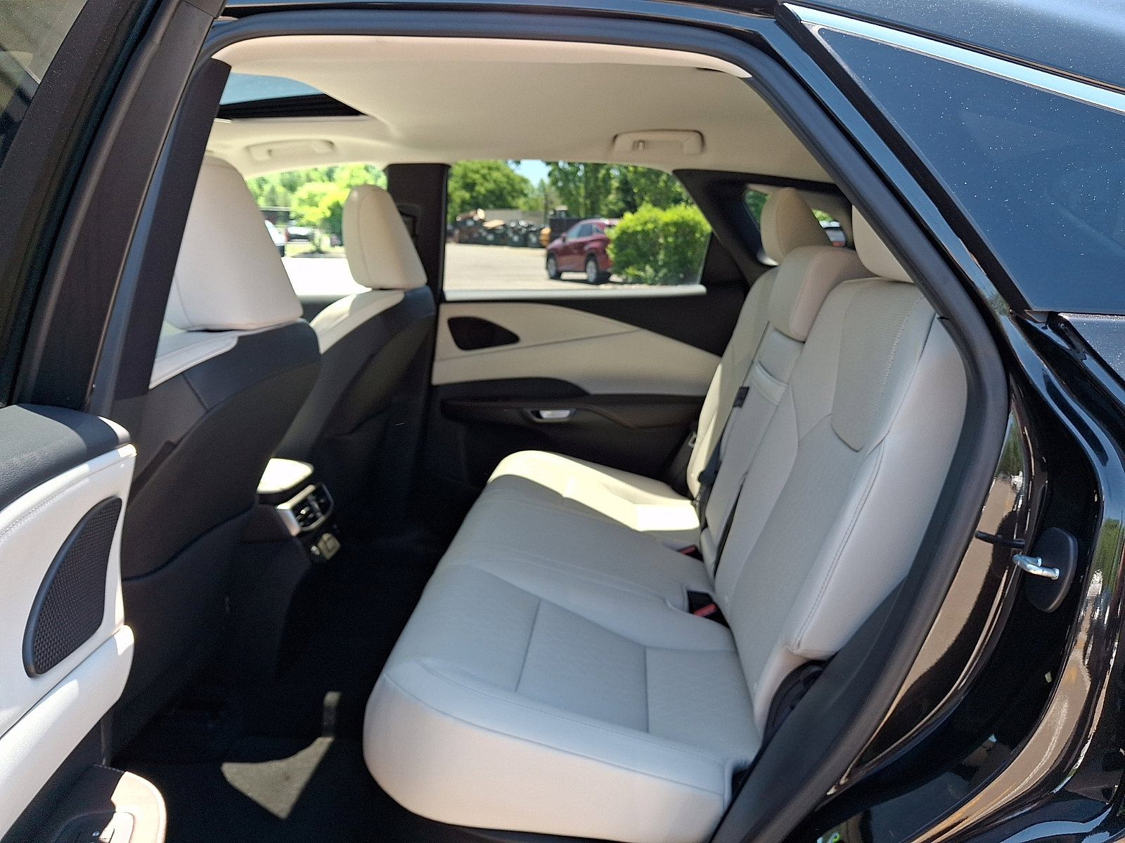 Certified 2023 Lexus RX 350 Premium Plus w/ Cold Area Package AWD/4WD image 11