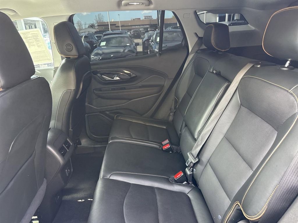 Used 2022 GMC Terrain AT4 w/ Tech Package image 22