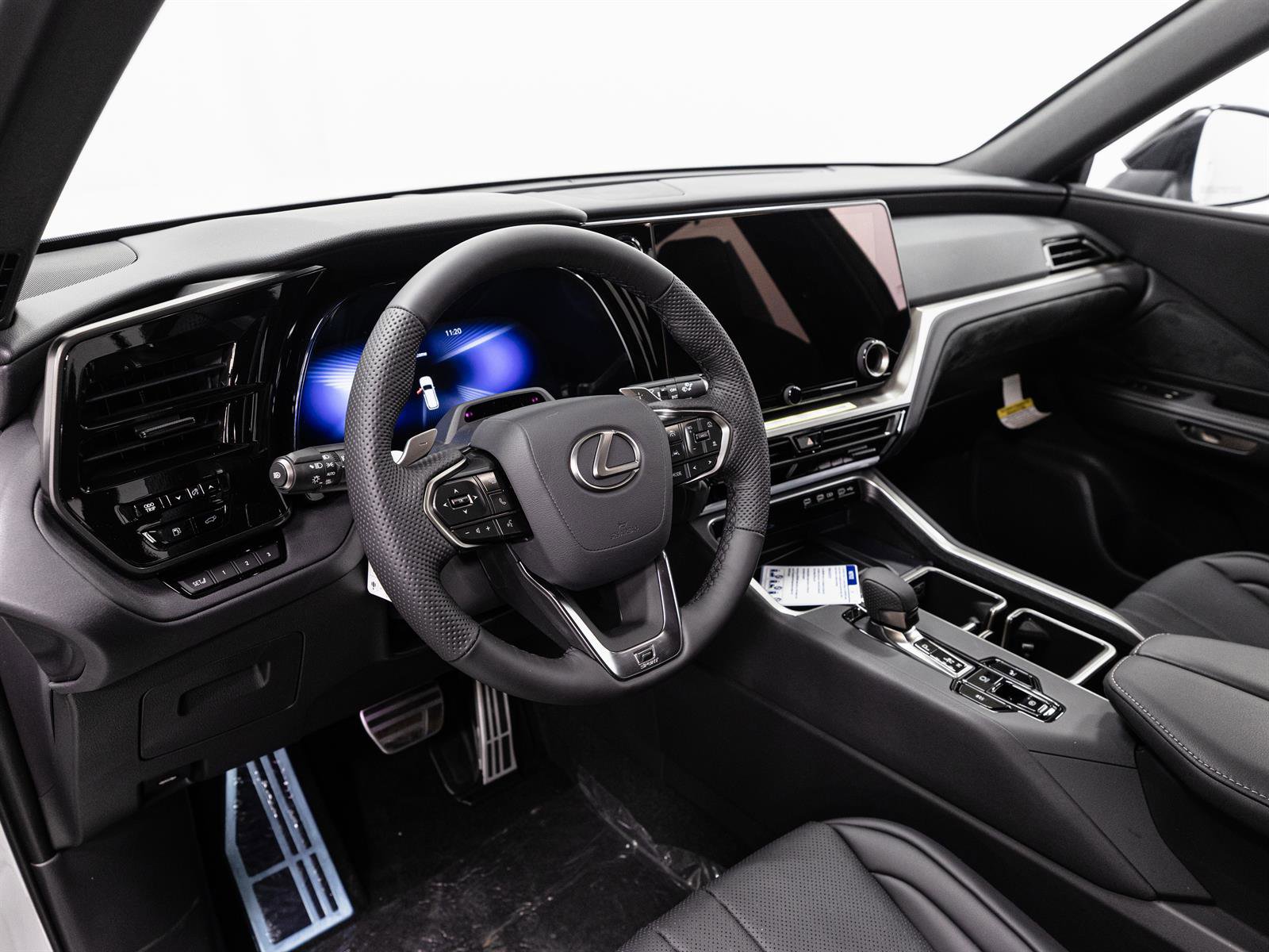 New 2026 Lexus TX 500h AWD image 5