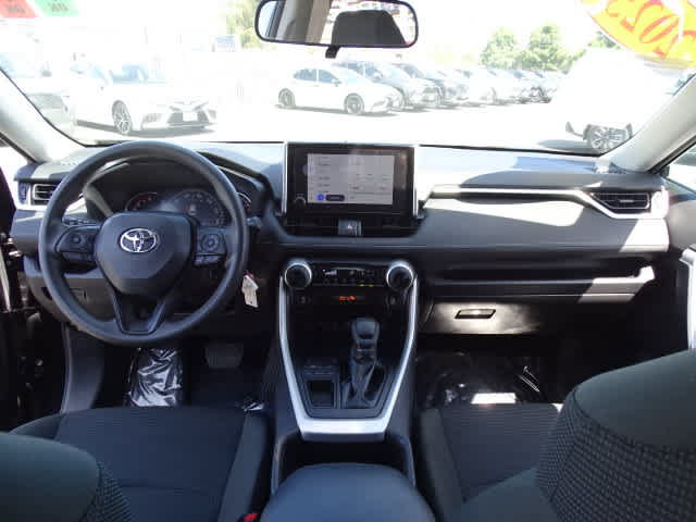 Certified 2025 Toyota RAV4 LE FWD image 23
