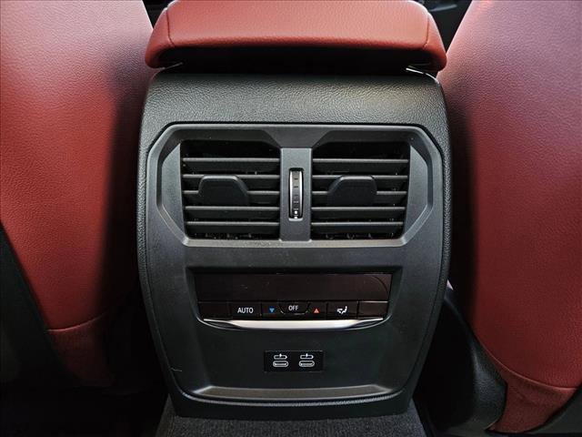 New 2026 BMW 330i Sedan w/ M Sport Package image 17