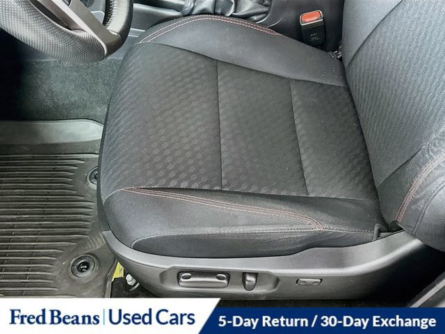 Used 2022 Toyota Tacoma SR5 AWD/4WD image 25