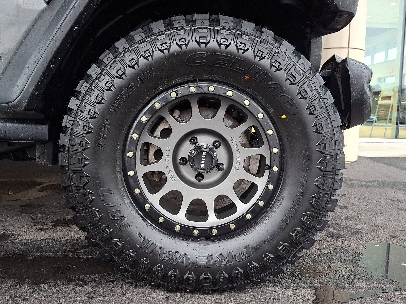 Used 2023 Jeep Gladiator Rubicon w/ Dual Top Group image 8