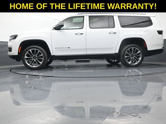 Used 2023 Jeep Wagoneer L Series III w/ Premium Group I AWD/4WD image 53