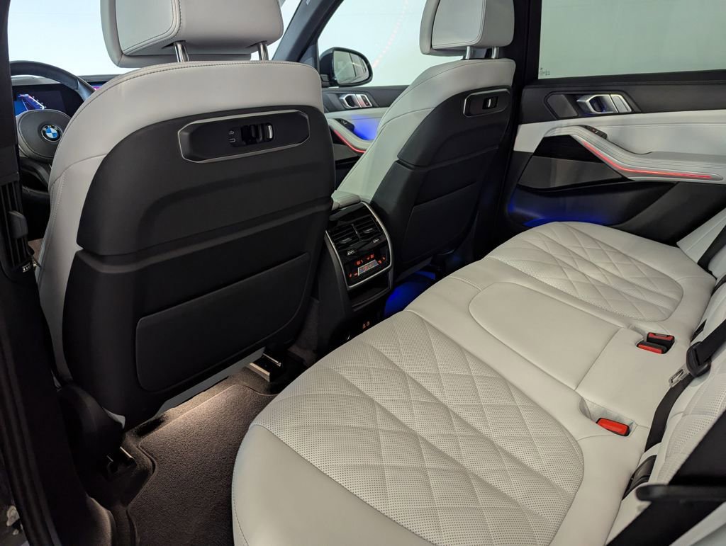 Used 2026 BMW X5 xDrive40i image 23