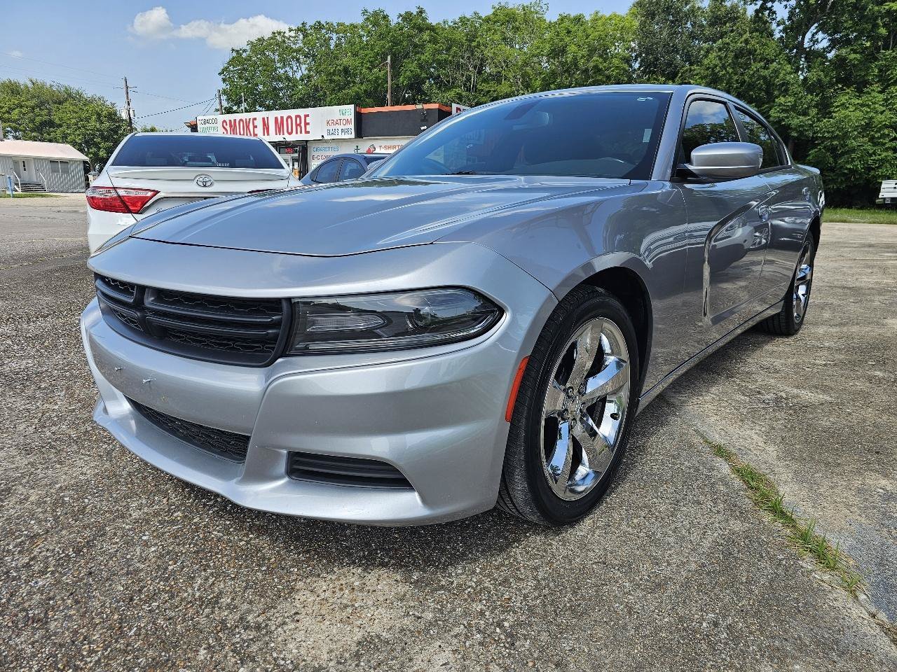 Used 2015 Dodge Charger SE w/ Popular Equipment Group RWD image 7