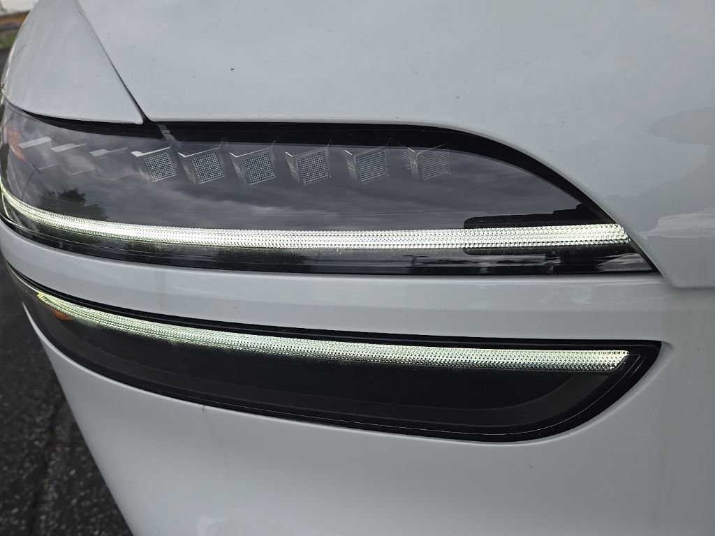Used 2026 Genesis GV70 3.5T Sport Prestige image 13