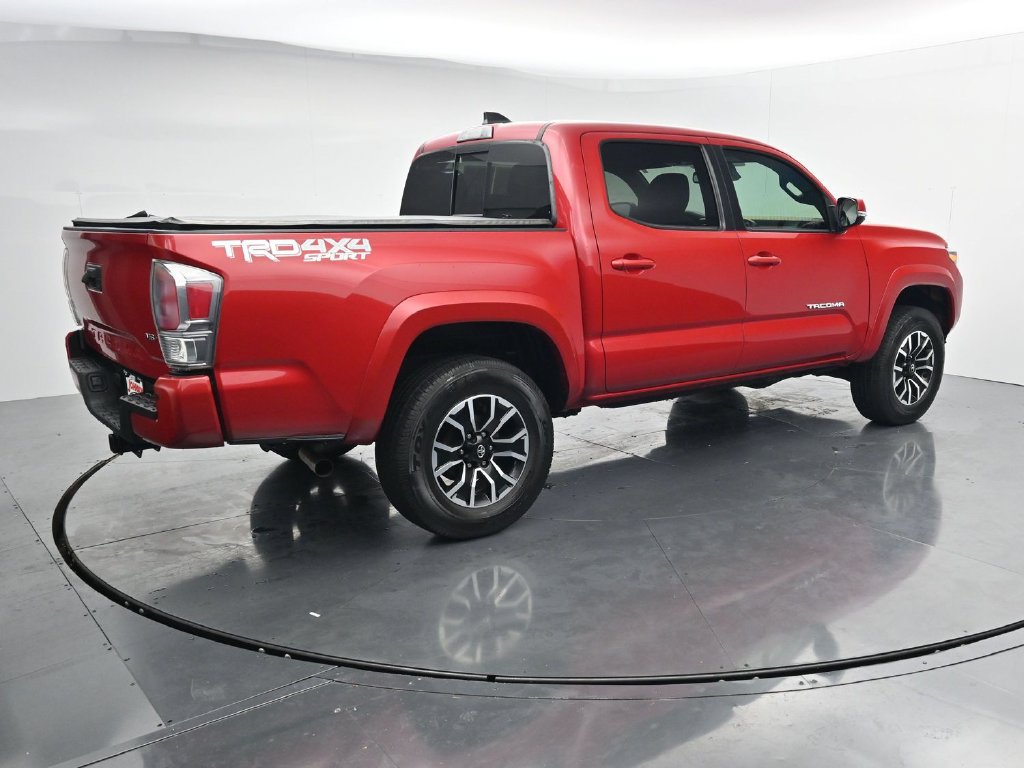Used 2022 Toyota Tacoma TRD Sport w/ TRD Premium Sport Package AWD/4WD image 8