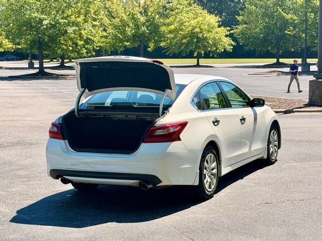 Used 2018 Nissan Altima 2.5 S FWD image 18