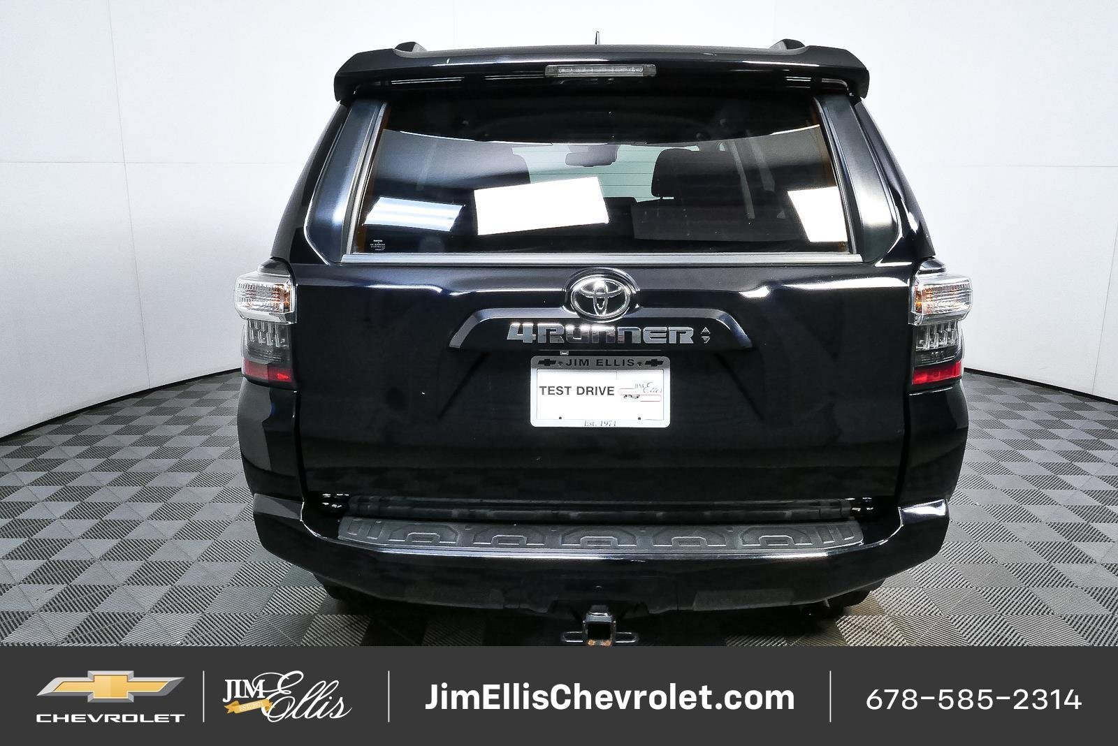 Used 2021 Toyota 4Runner SR5 AWD/4WD image 26